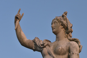 Statue im Nymphenburger Schloßpark